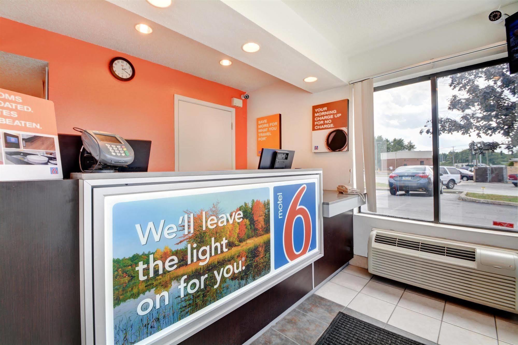 Motel 6-Southington, Ct - Hartford エクステリア 写真